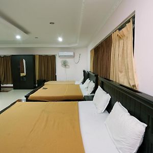 Mixed Dormitory Room